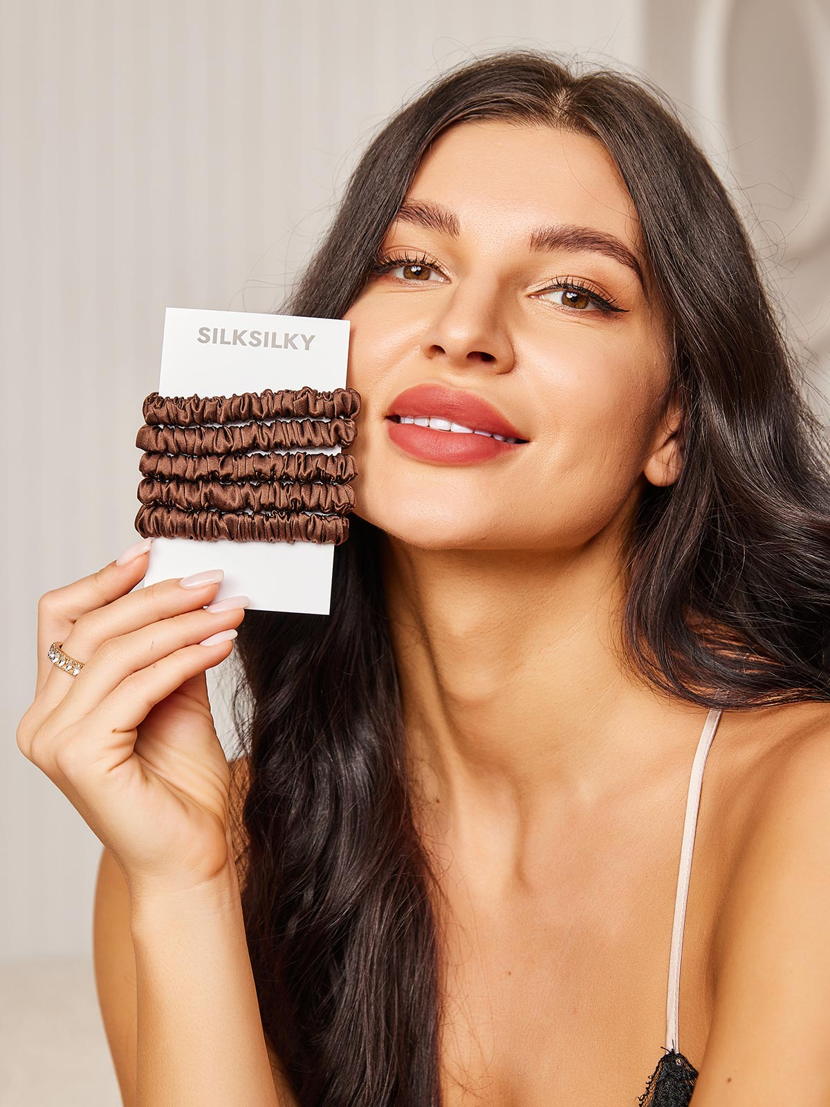 [Kaffe] SilkSilky-SE 19Momme Rent Silke Scrunchie 001