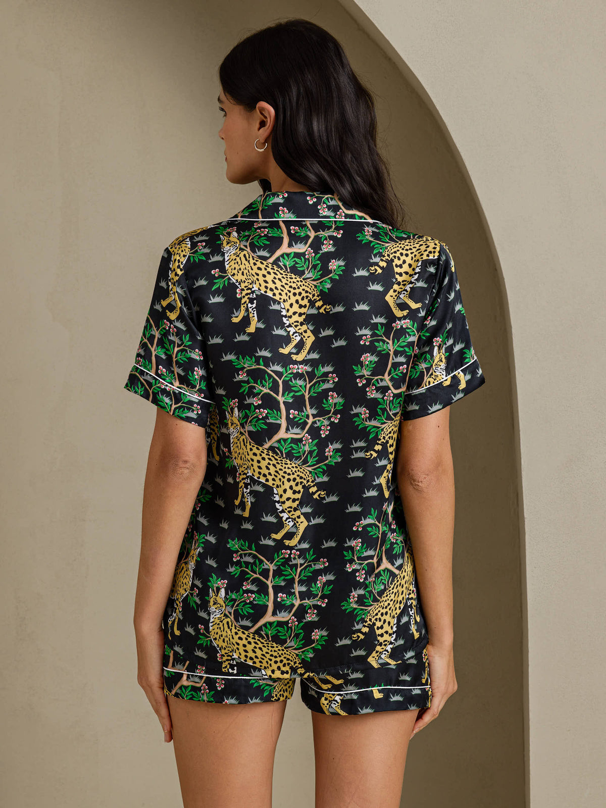 [Svart Serval] SilkSilky-SE Short Sleeve Notch Collar Dam Pyjama 002