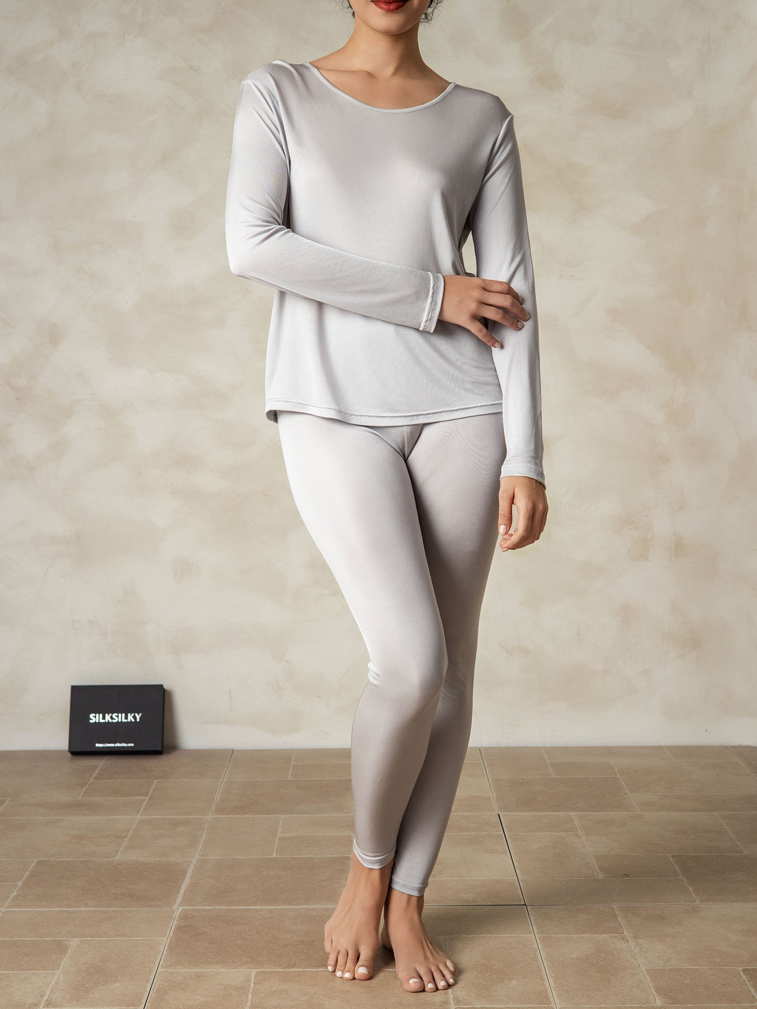 [Silver] SilkSilky-SE Silke Womens Pajamas 003