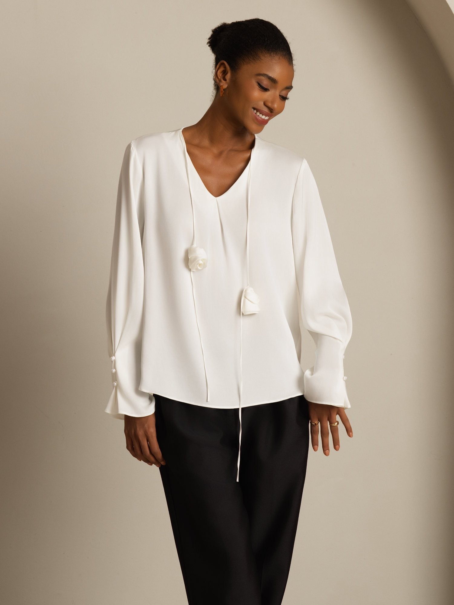 [Vit] SilkSilky-SE 19Momme Silke Lång Ärm V Ringning Blus 005