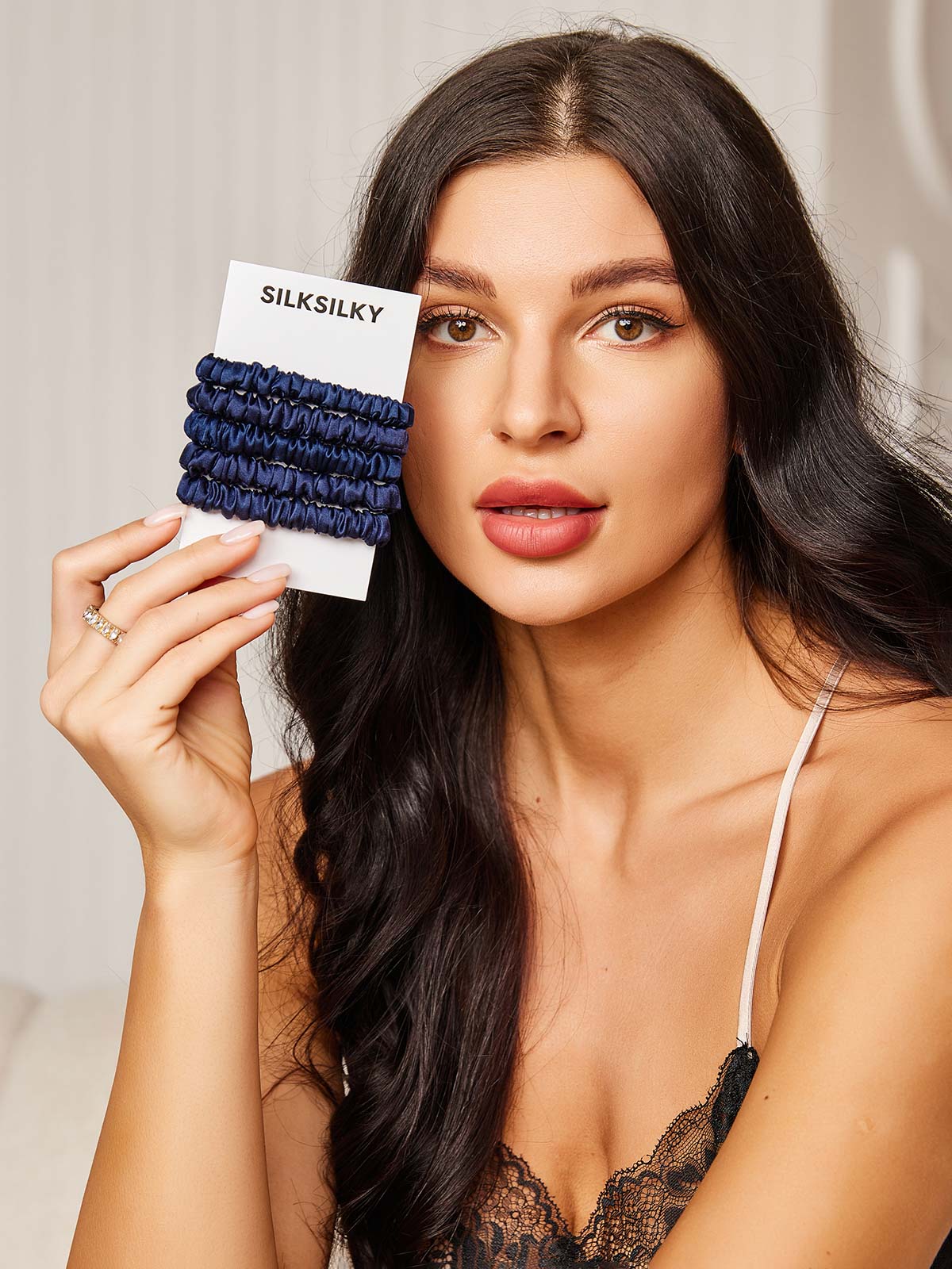 [Mörkblå] SilkSilky-SE 19Momme Rent Silke Scrunchie 001
