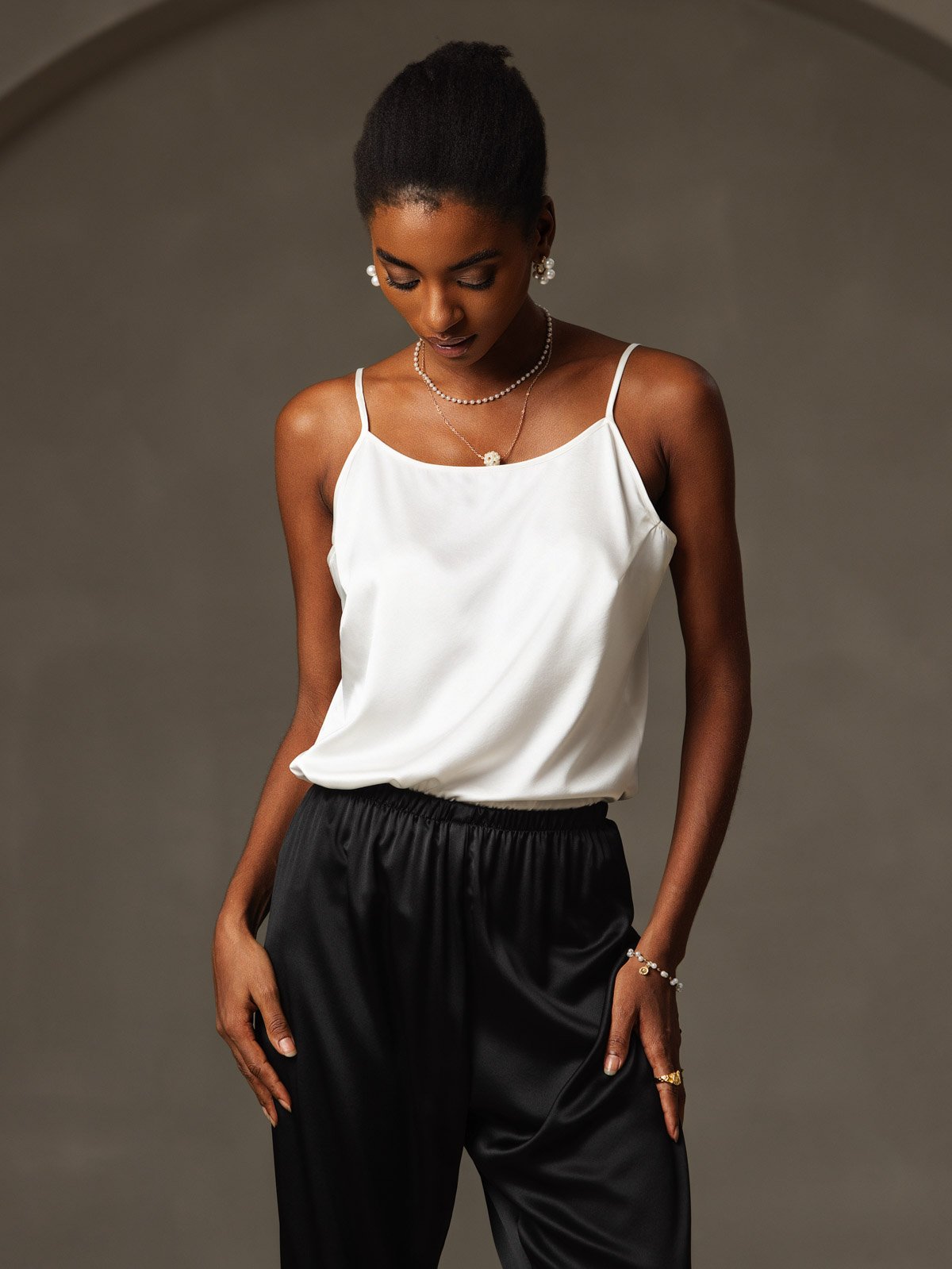 [Vit] SilkSilky-SE 19Momme Spaghetti Rem Djup Rund Halsringning Cami Toppar 005