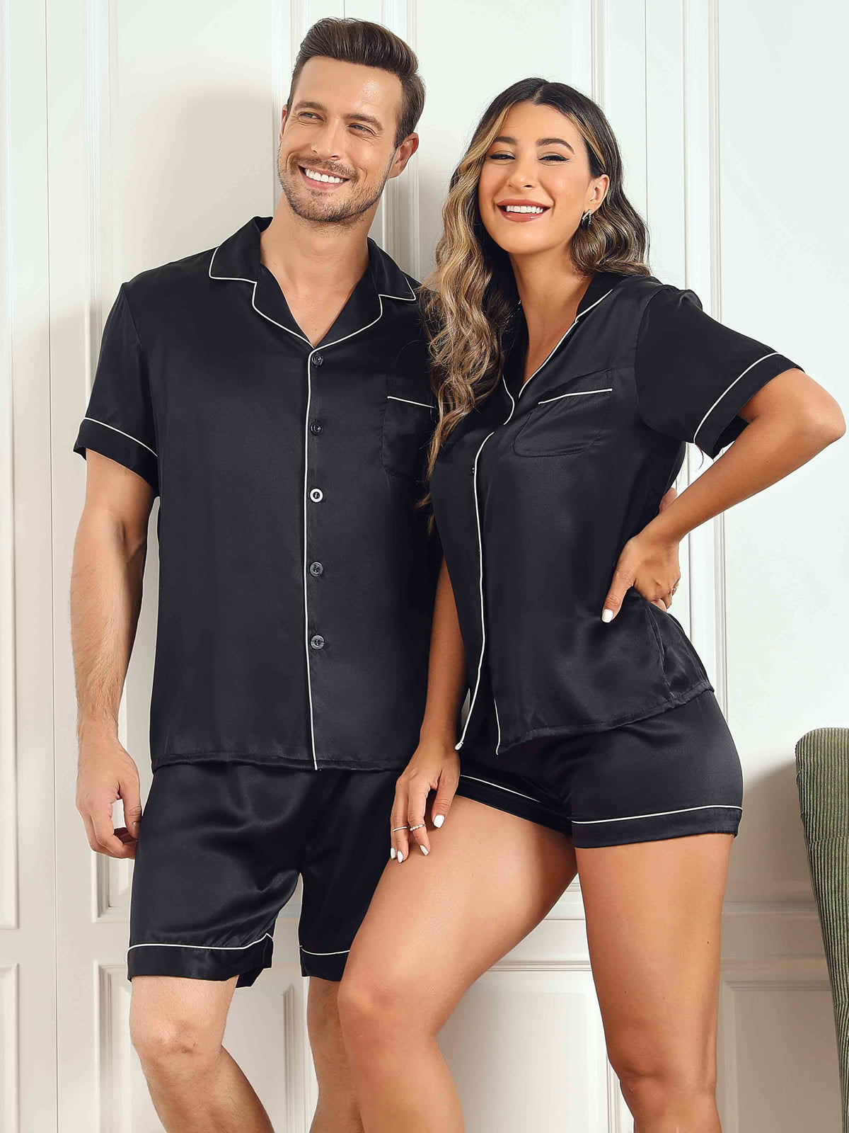 SilkSilky SE Rent Silke Kort Ärm Couple Svart 001