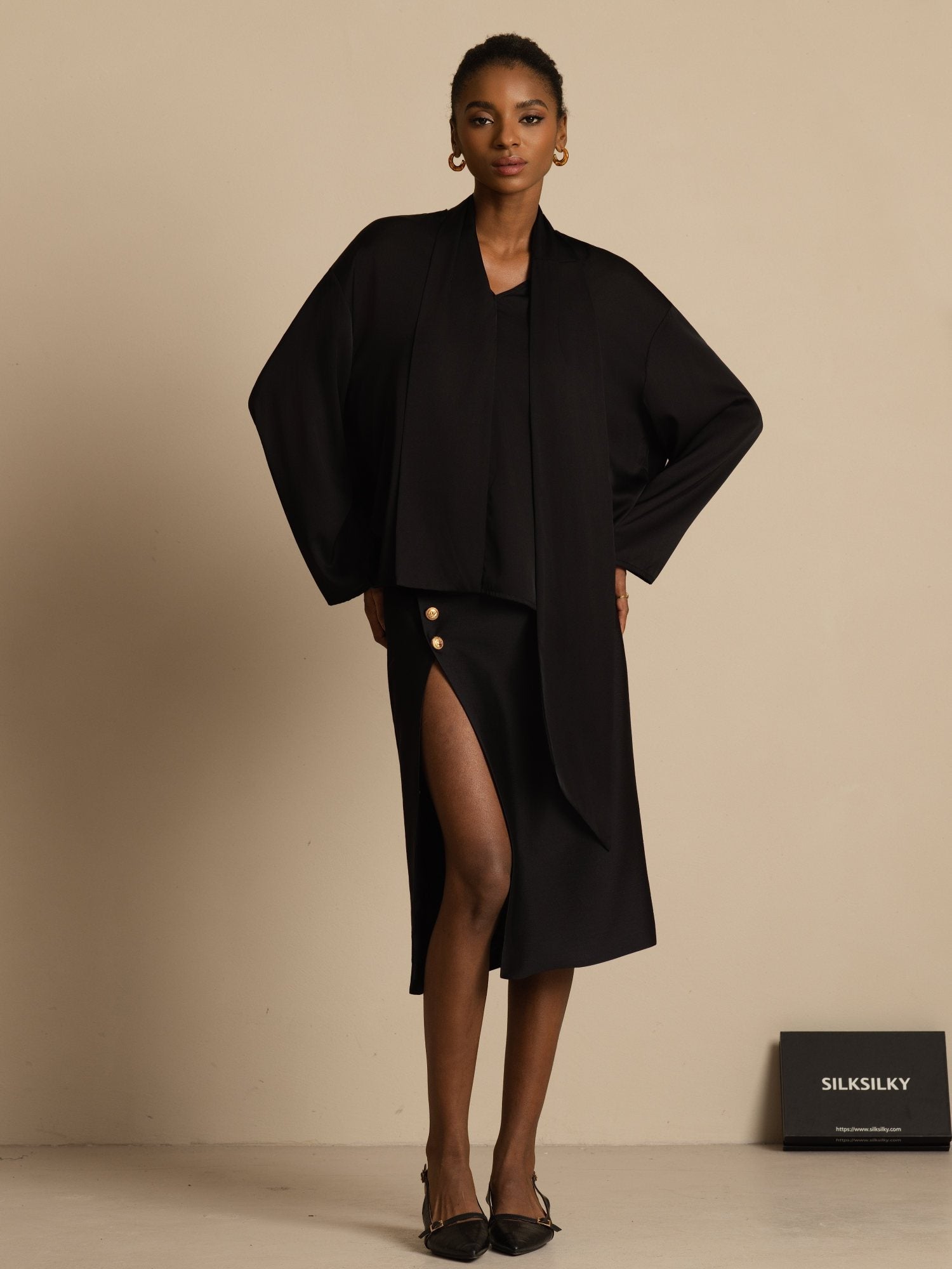 [Svart] SilkSilky-SE 19Momme Silke Lång Ärm V Ringning Blus 007