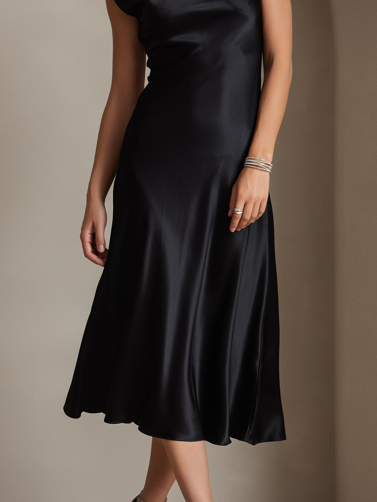 SilkSilky-SE 19Momme Silke Ärmlös Dress Svart 008