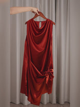 SilkSilky-SE Sleeveless Cowl Neck Klänning video 001