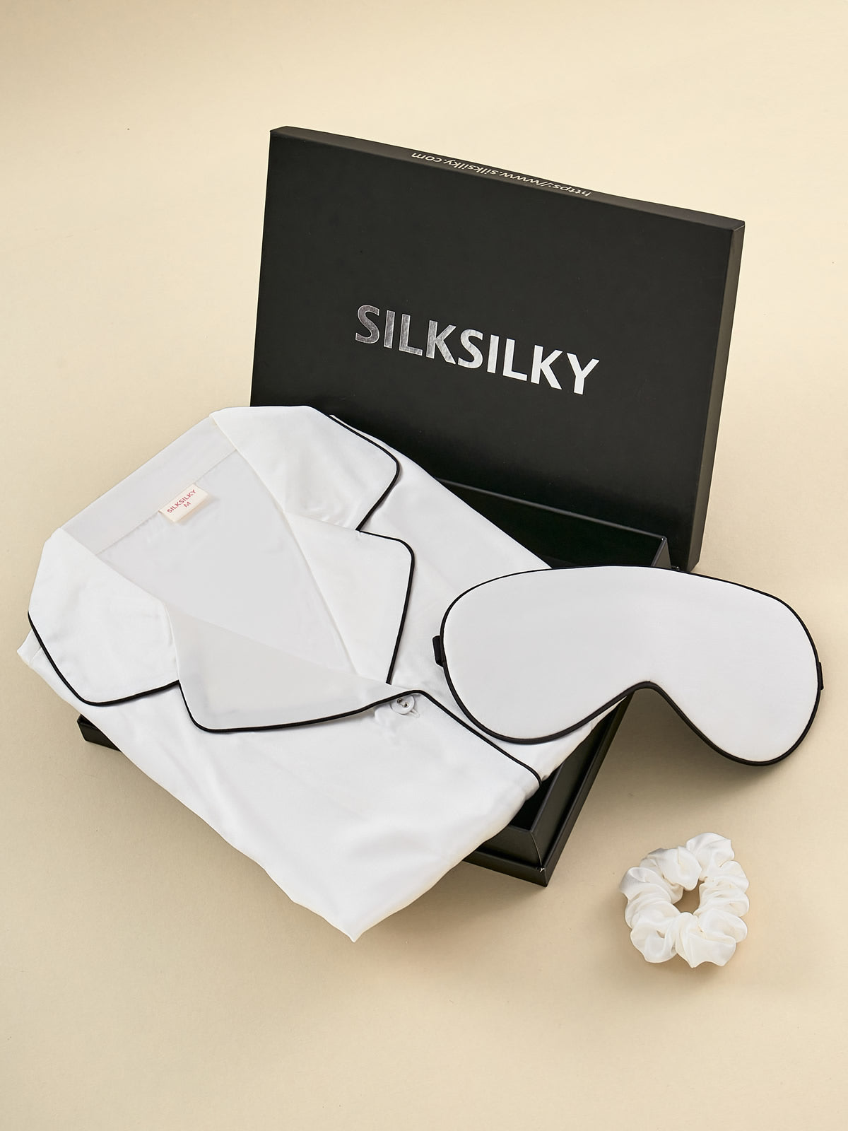 SilkSilky SE Rent Silke Lång Ärm Slag Dam Pyjama Vit 001